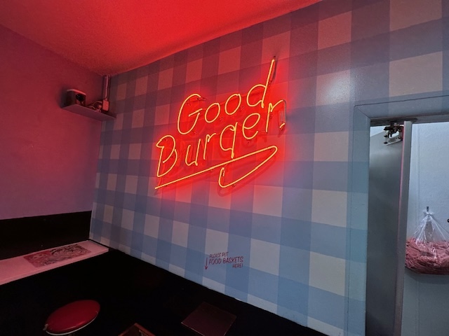 Monty's Good Burger neon sign