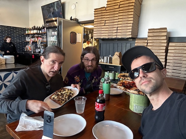 Two Doughs Pizza in Agoura Hills